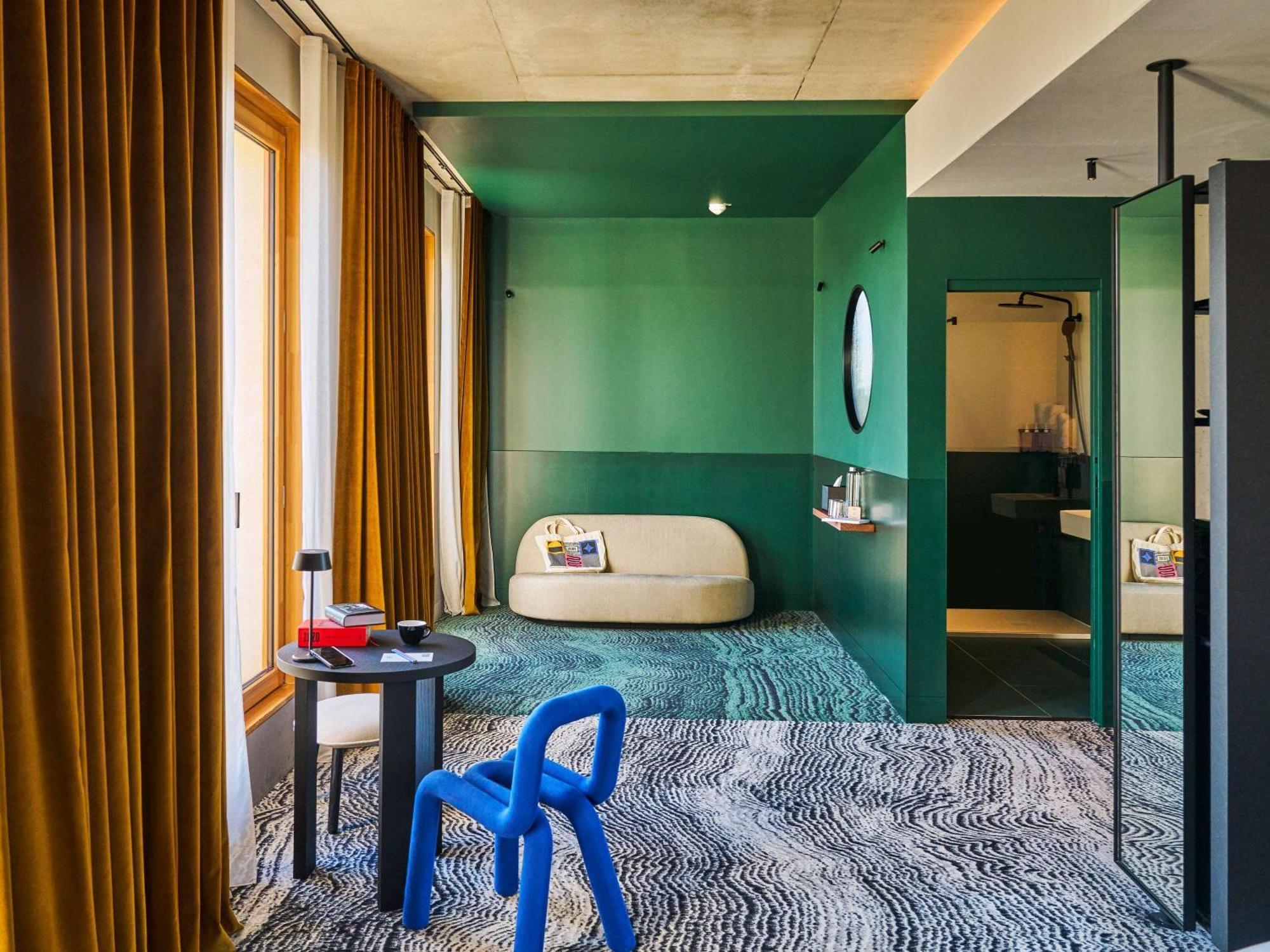 Tribe Paris Clichy Hotel Exterior photo