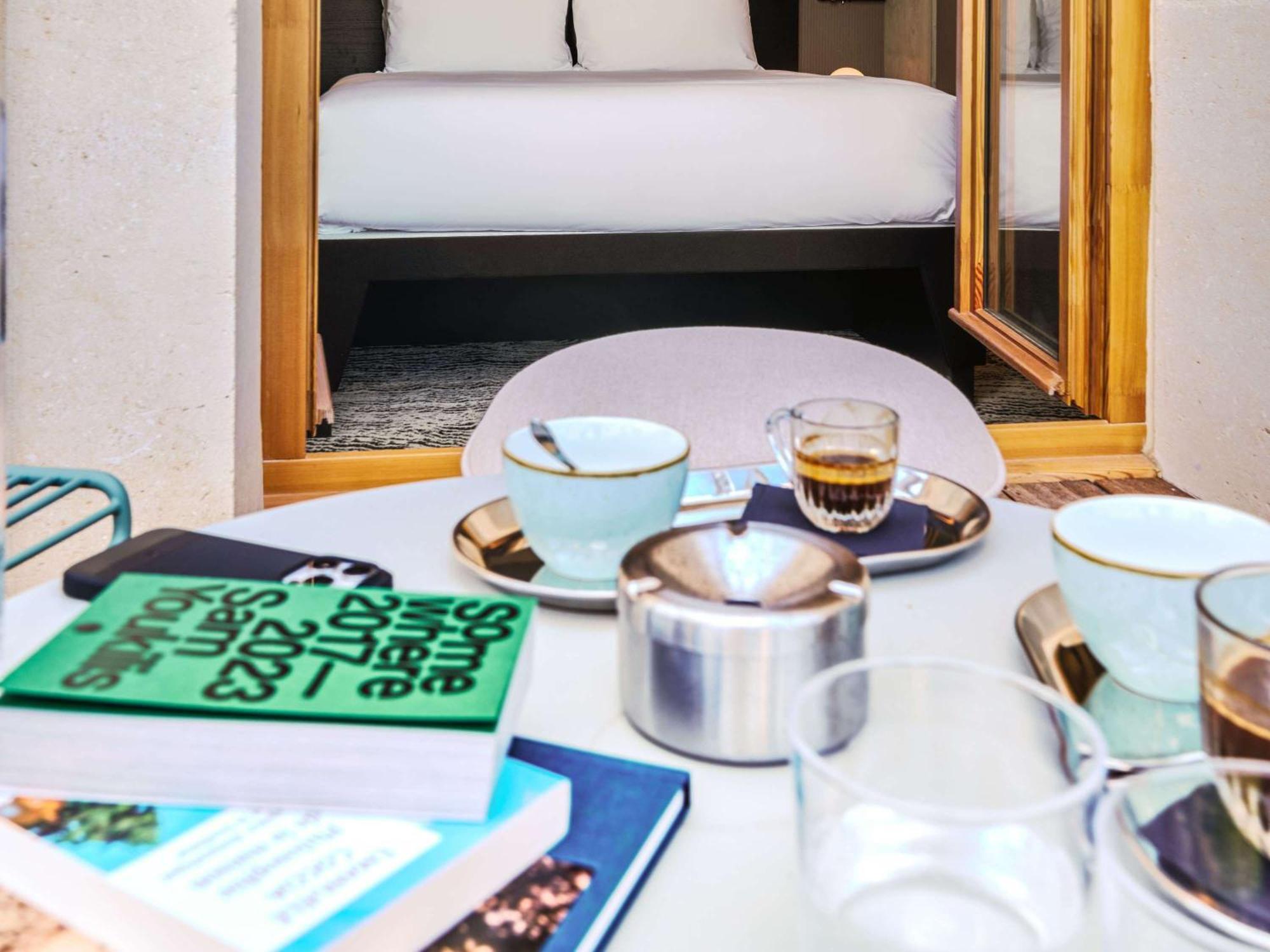 Tribe Paris Clichy Hotel Exterior photo